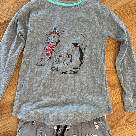 Pajama set - Picture 2 of 3